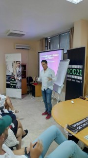 Вдъхновяващ Тиймбилдинг на екип КОД21 в Приморско 2021